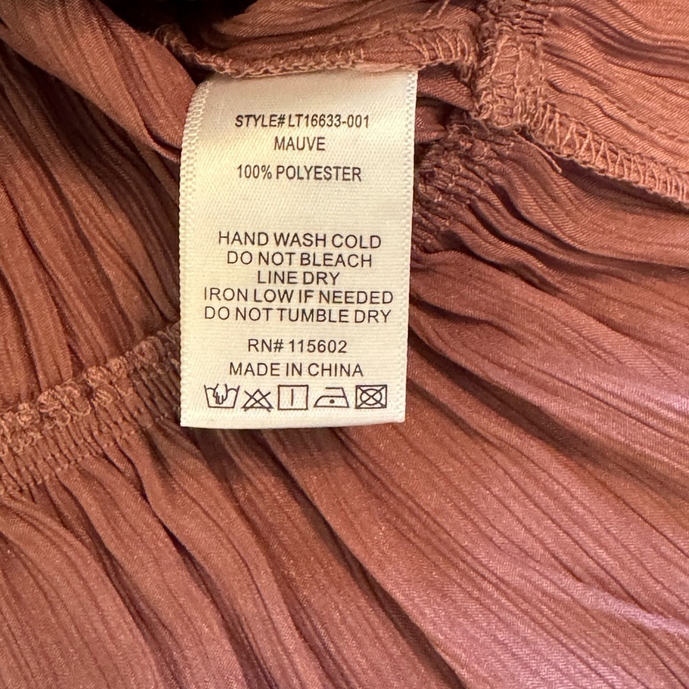 NWOT All in Favor Mauve Satin Puff Sleeve Peasant Cropped Peplum Top | Size S - Picture 4 of 8